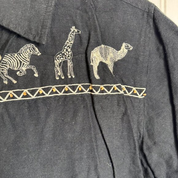 Lemongrass Linen Black Safari Embroidered Short Sleeve Button Down G40 - Picture 2 of 4